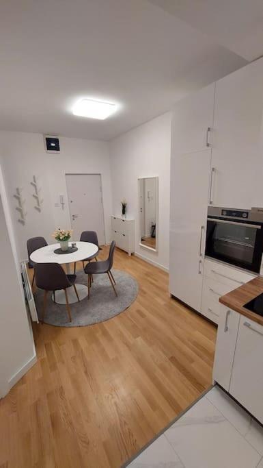 Apartment Green Lux Beograd Ngoại thất bức ảnh